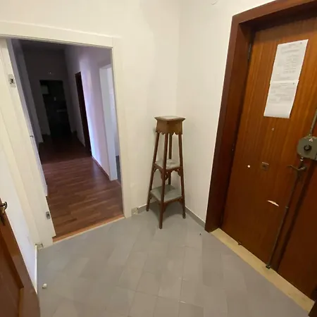 Dea 3br 2 Baths Center Apartman *