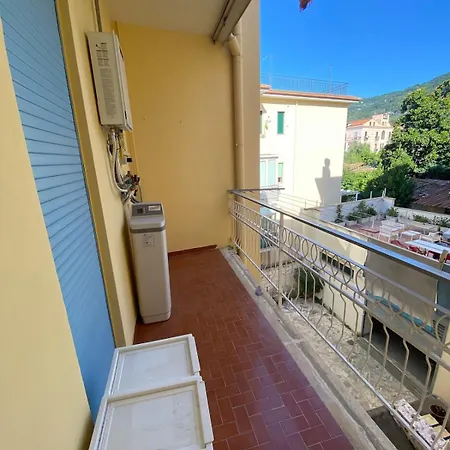 Dea 3br 2 Baths Center