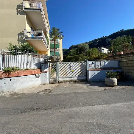 Dea 3br 2 Baths Center Apartman *