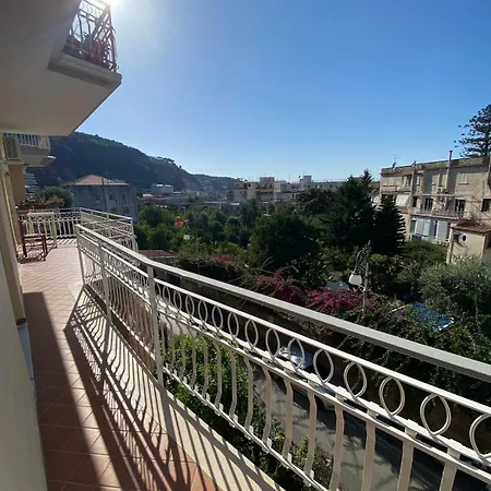 Dea 3br 2 Baths Center Apartman *